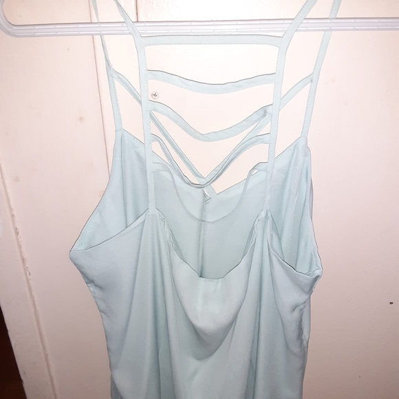 Women's top - Picture 2 of 3